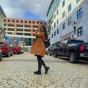 Meet your Posher, Bruna